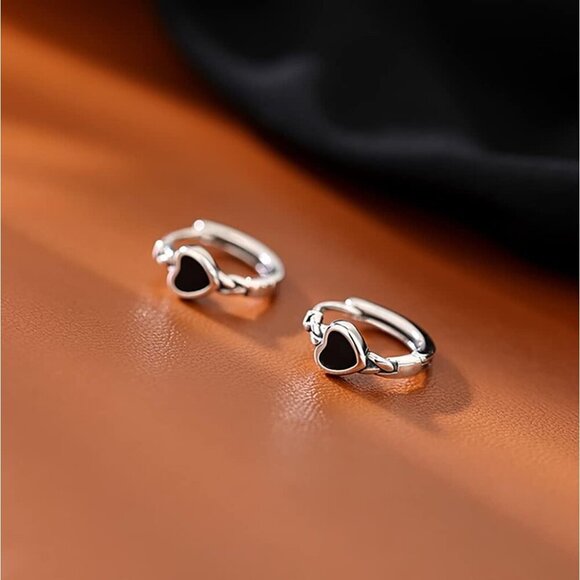 Women's Silver Black Heart Hoop Earrings for Women's Teens Heart Earrings Hoop - Picture 5 of 7